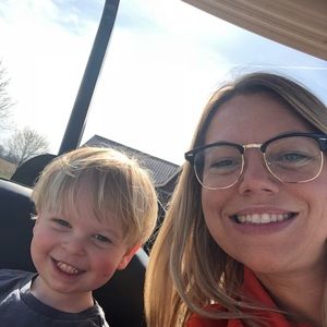 Meet your Posher, Brittni